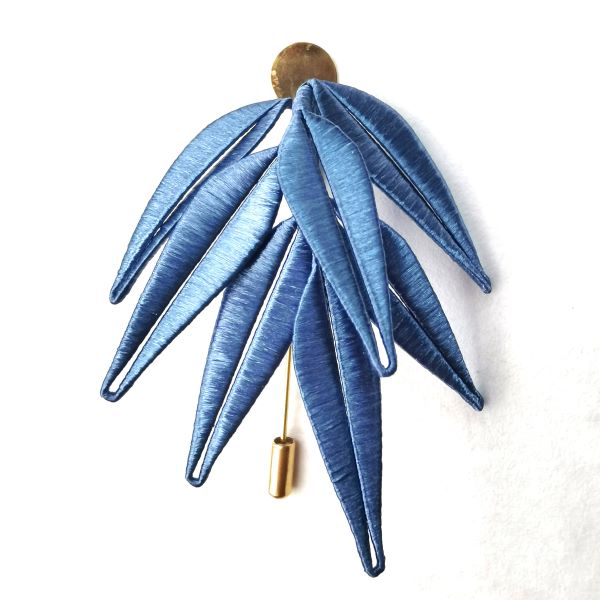 Chanhua Bamboo Brooch - Blue