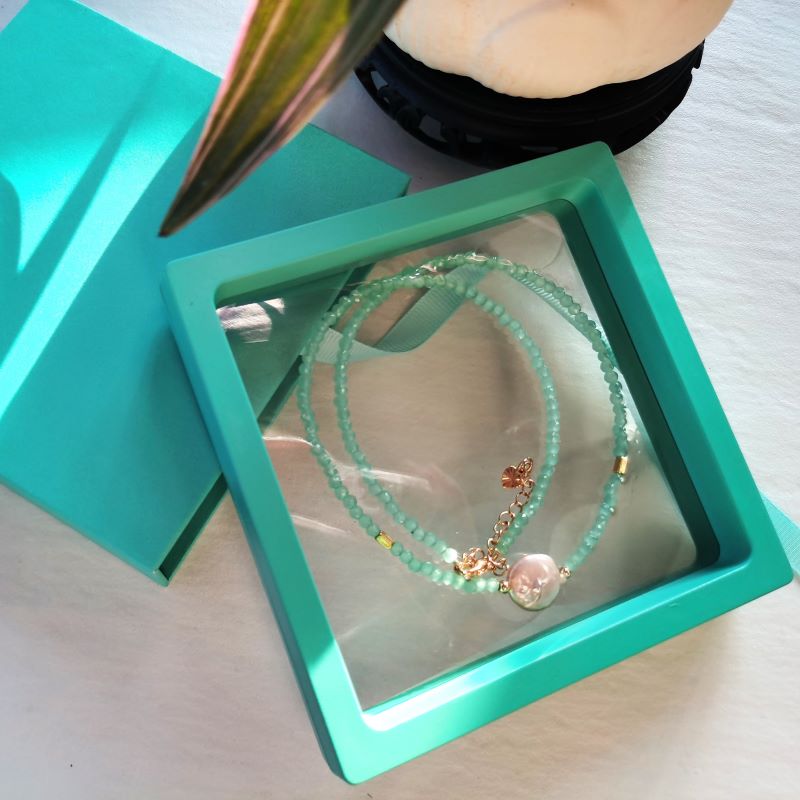 Pearl Necklace Green