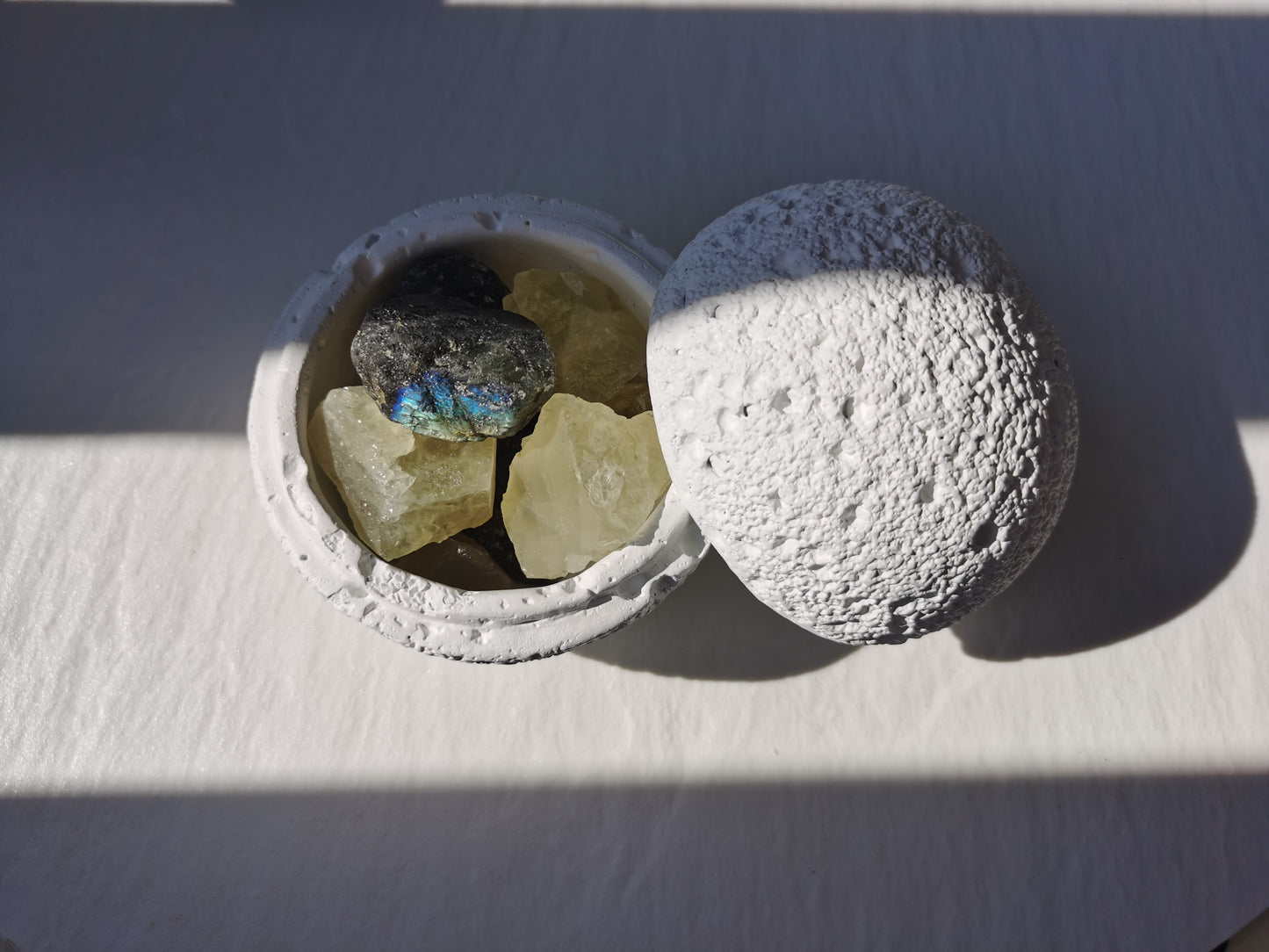 Lunar Volcanic Rock Aromatherapy Set